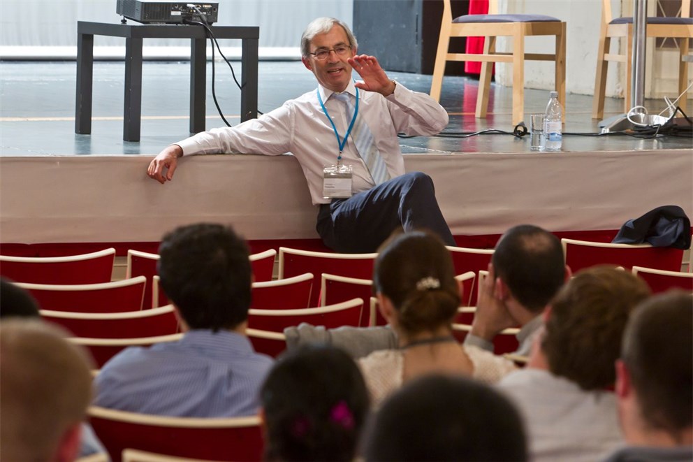 Laureate Christopher Pissarides holding a plenary lecture