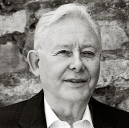 Photo of Sir Peter Mansfield