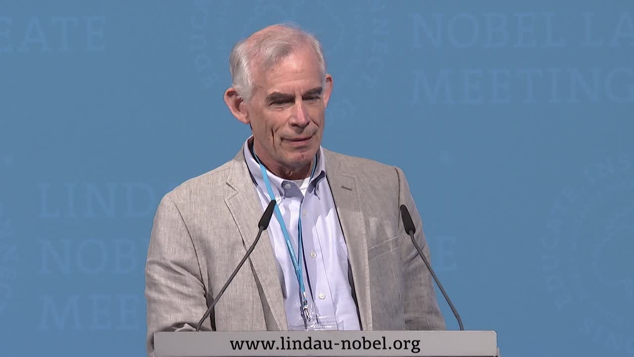 Christopher A. Sims (2014) - Inflation, Fear of Inflation, and Public Debt