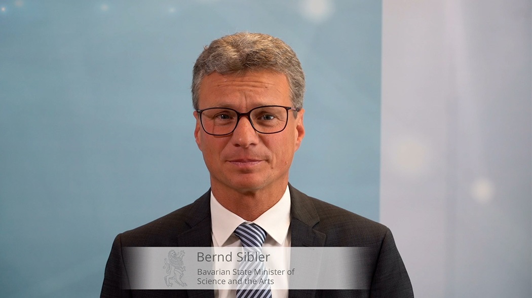 Greetings from Bavarian State Minister of Science and the Arts Bernhard Sibler (2020) - Bernhard Sibler, Bavarian State Minister of Science and the Arts, welcomes the participants of the Online Science Days 2020. 