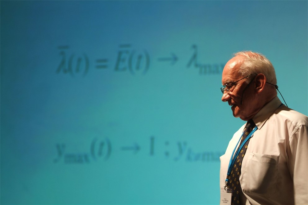 Lecture: "What is Life - Now" by Manfred Eigen (Laureate, Chemistry 1967)
