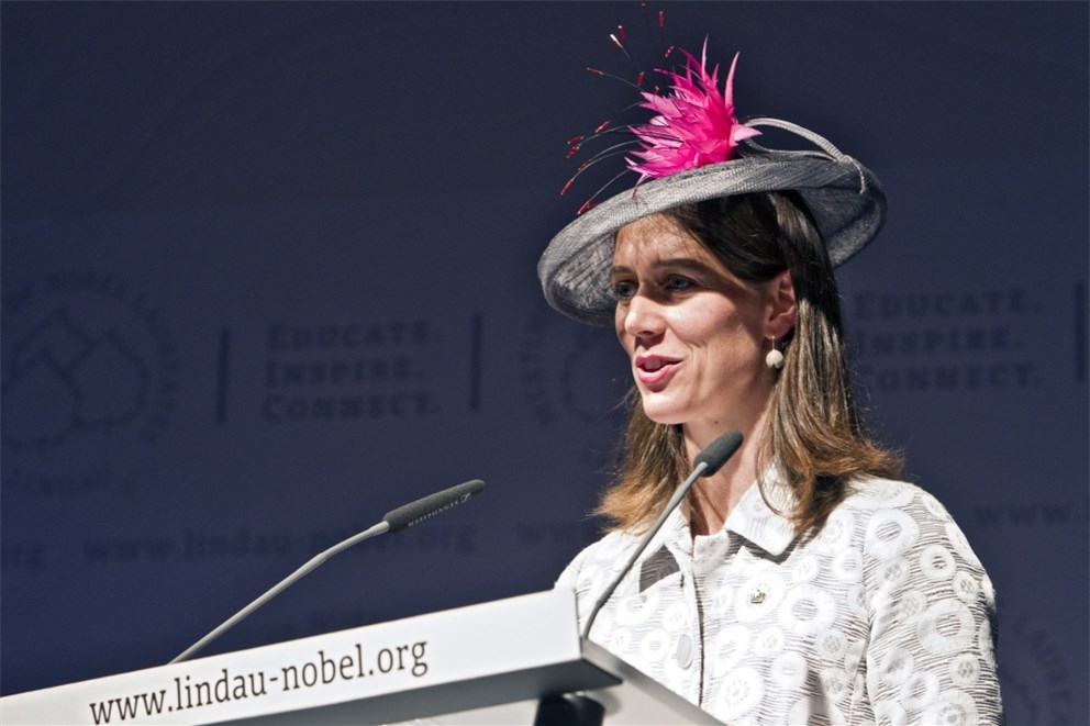 Countess Bettina Bernadotte, President of the Council, welcoming the attendants during the opening ceremony.