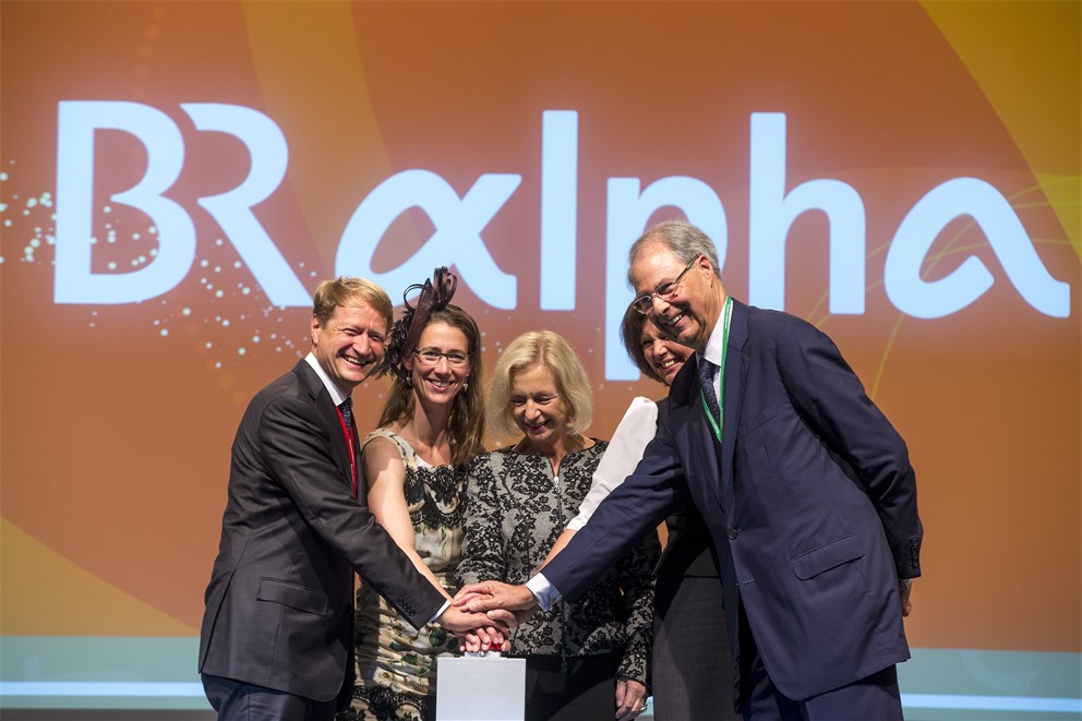 Ulrich Wilhelm, Countess Bettina Bernadotte, Johanna Wanka, Isle Aigner and Wolfgang Schürer launch ARD alpha. 