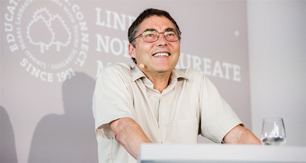 Carl E. Wieman during his agora talk "Taking a Scientific Approach to Physics Teaching and Learning"