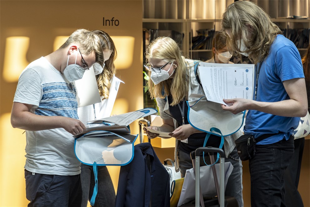 Young scientists registering for the 71st Lindau Nobel Laureate Meeting.