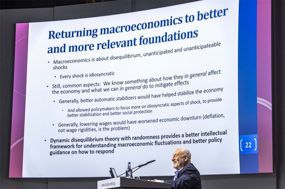 Joseph E. Stiglitz on "Economic Dynamics, Inflation and Macroeconomic Inconsistencies".