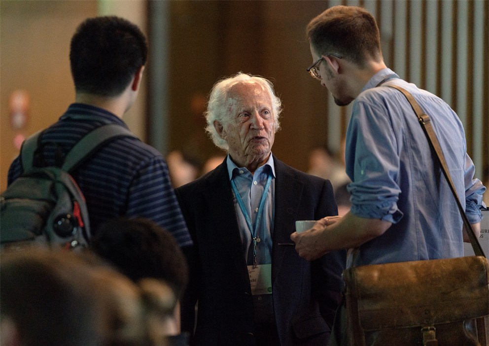 Mario Capecchi and Young Scientists