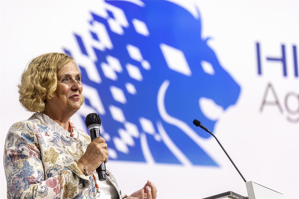 Barbara Schretter welcoming the guests at the Bavarian Evening