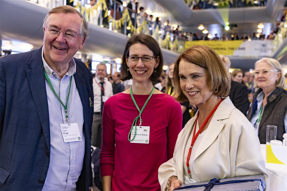 Jürgen Kluge, Countess Bettina Bernadotte and Petra Olschowski, Minister of Science, Research and Arts for the State of Baden-Württemberg on the Boat Trip to Mainau Island