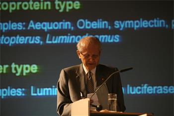 Osamu  Shimomura - Lecture: 'Chemistry of Bioluminescence' by Osamu Shimomura (Laureate, Chemistry 2008)