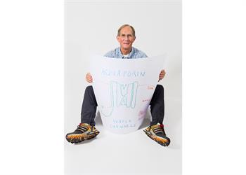 Peter Agre - Peter Agre with his 'Sketch of Science'.
