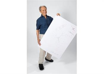 Torsten Wiesel - Torsten Wiesel with his 'Sketch of Science'
