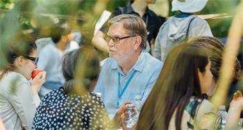 Science Picnic - Science Picnic at Mainau Island, with George Smoot in discussion with young scientists