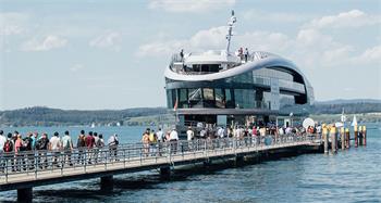 Boat Trip - Young scientists on their way back from Mainau Island